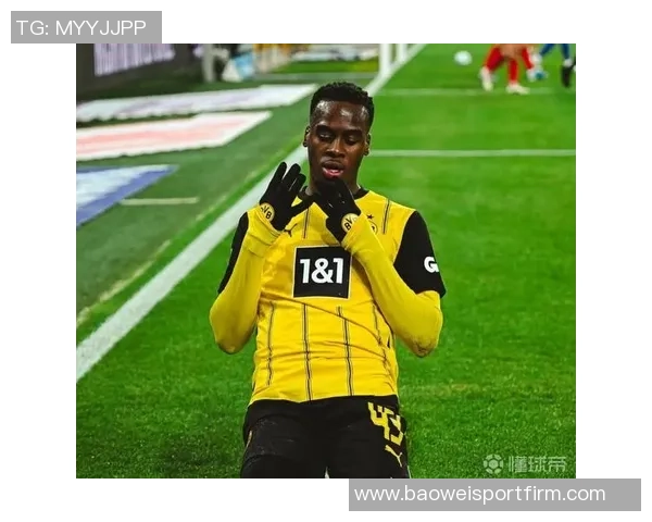 吉滕斯分享英格兰U21队友间的UNO游戏乐趣期待在欧洲杯中取得胜利