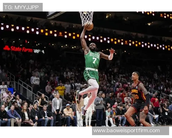 杰伦布朗展现防守实力对手投篮命中率降至联盟第二低的3937